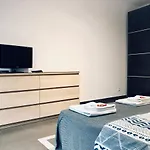 Blue River - Walonska 9 - Private Apartment